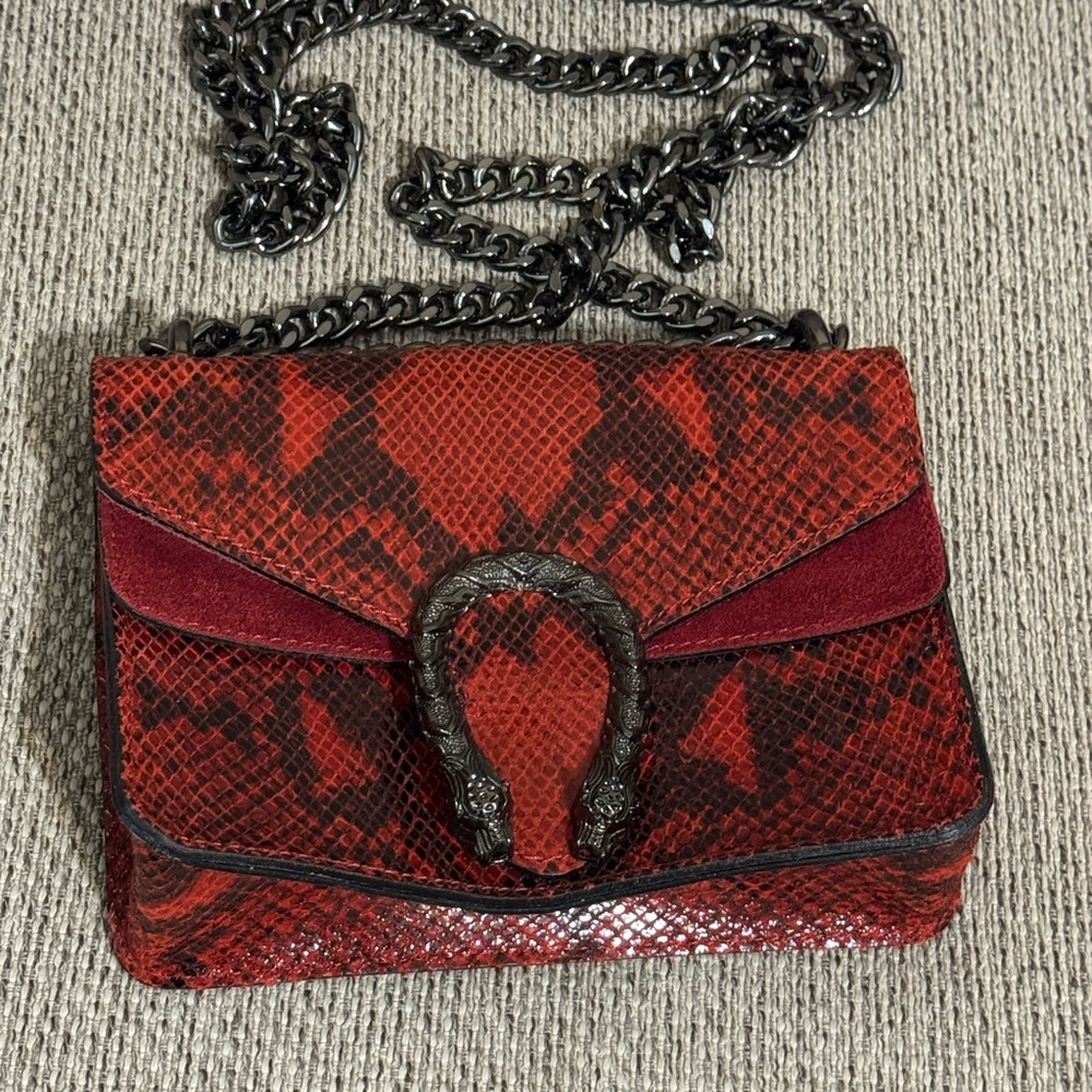 Elegant Red Snake Print leather Crossbody Bag
